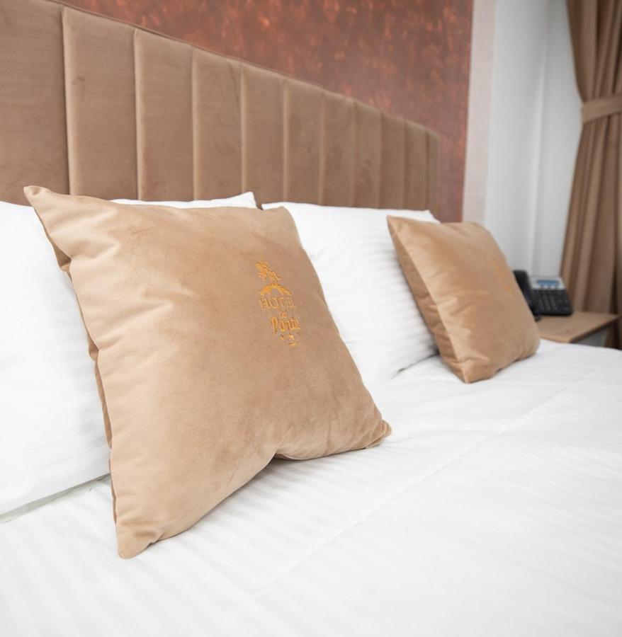 Hotel Del Ponte Тырговиште Экстерьер фото